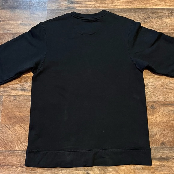 Harry Potter Hogwarts Coat of Arms Sweatshirt - Picture 7 of 8